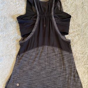 Lululemon top with bra